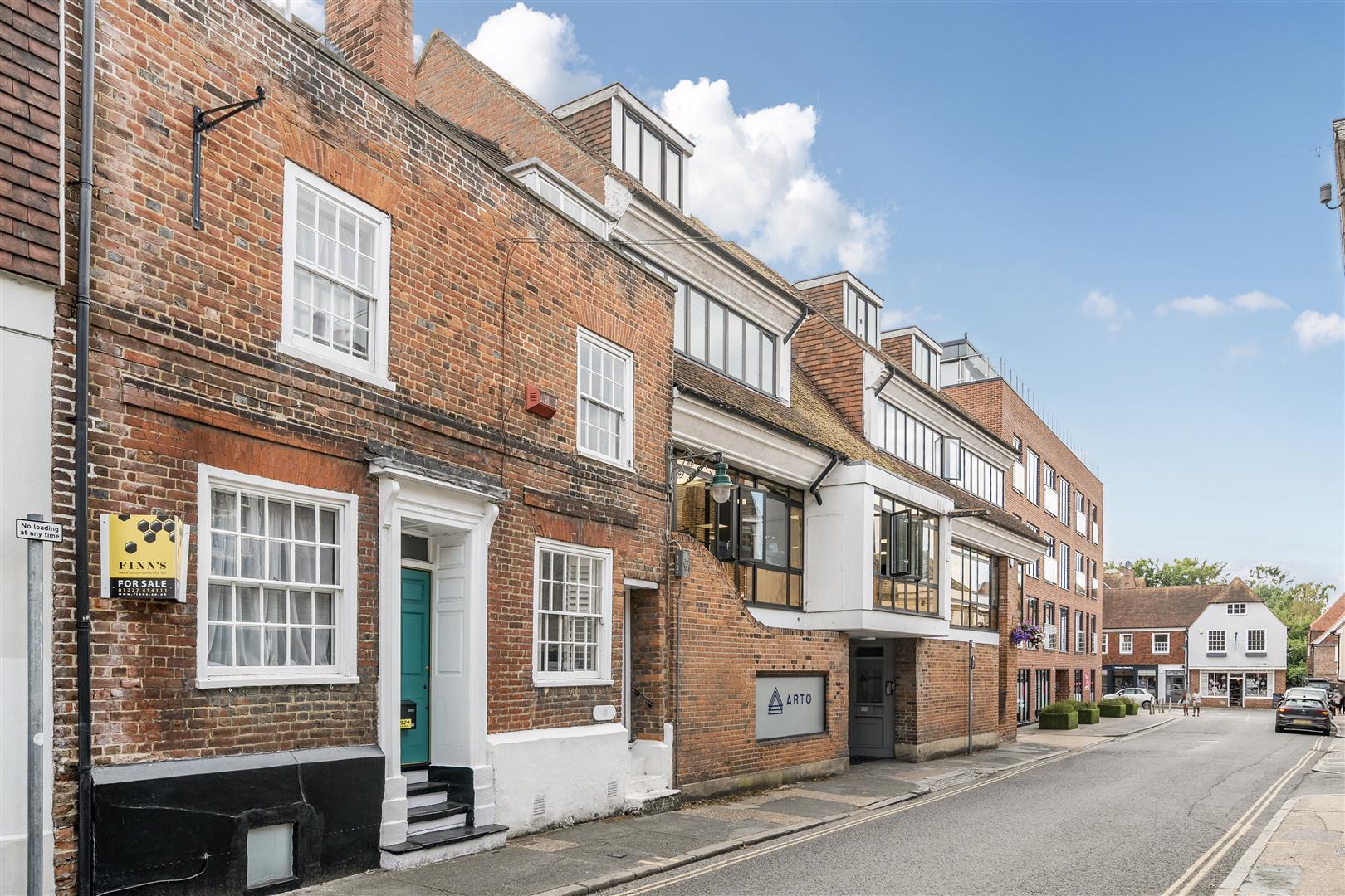 Terraced House Main Photo