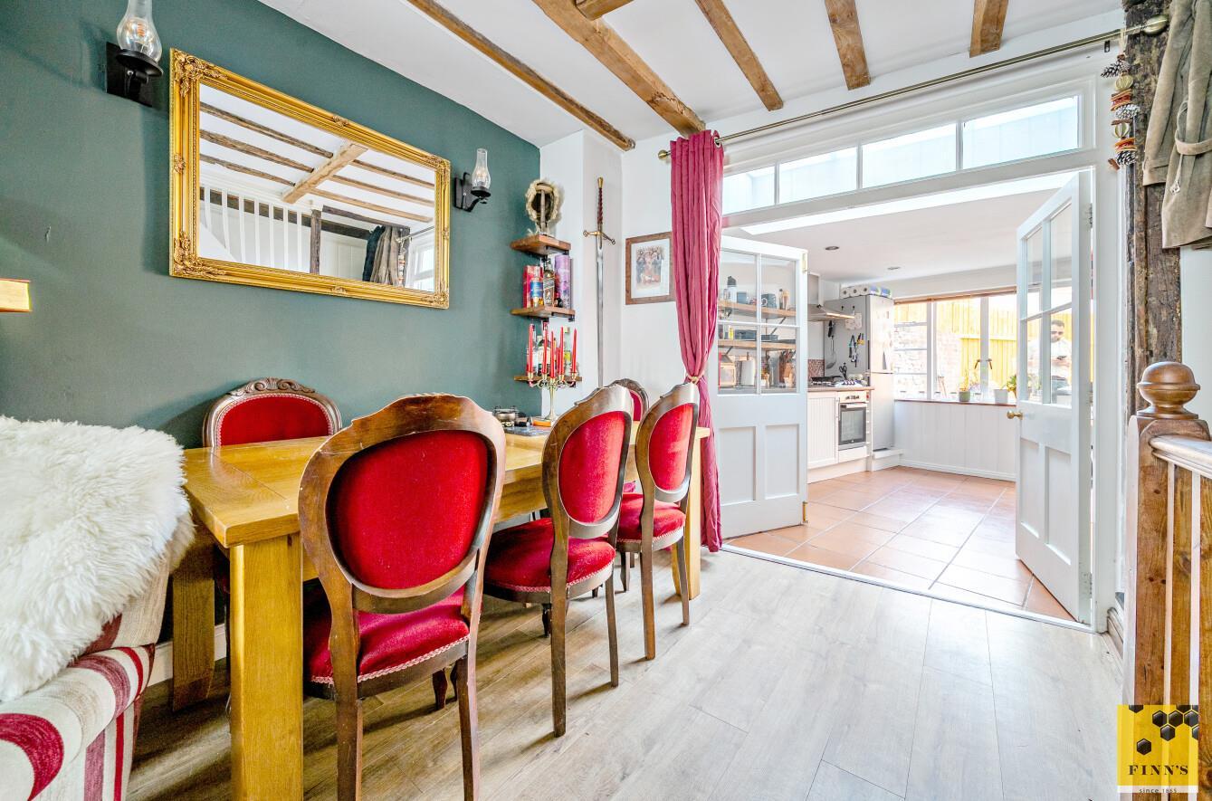 Terraced House Photo 2