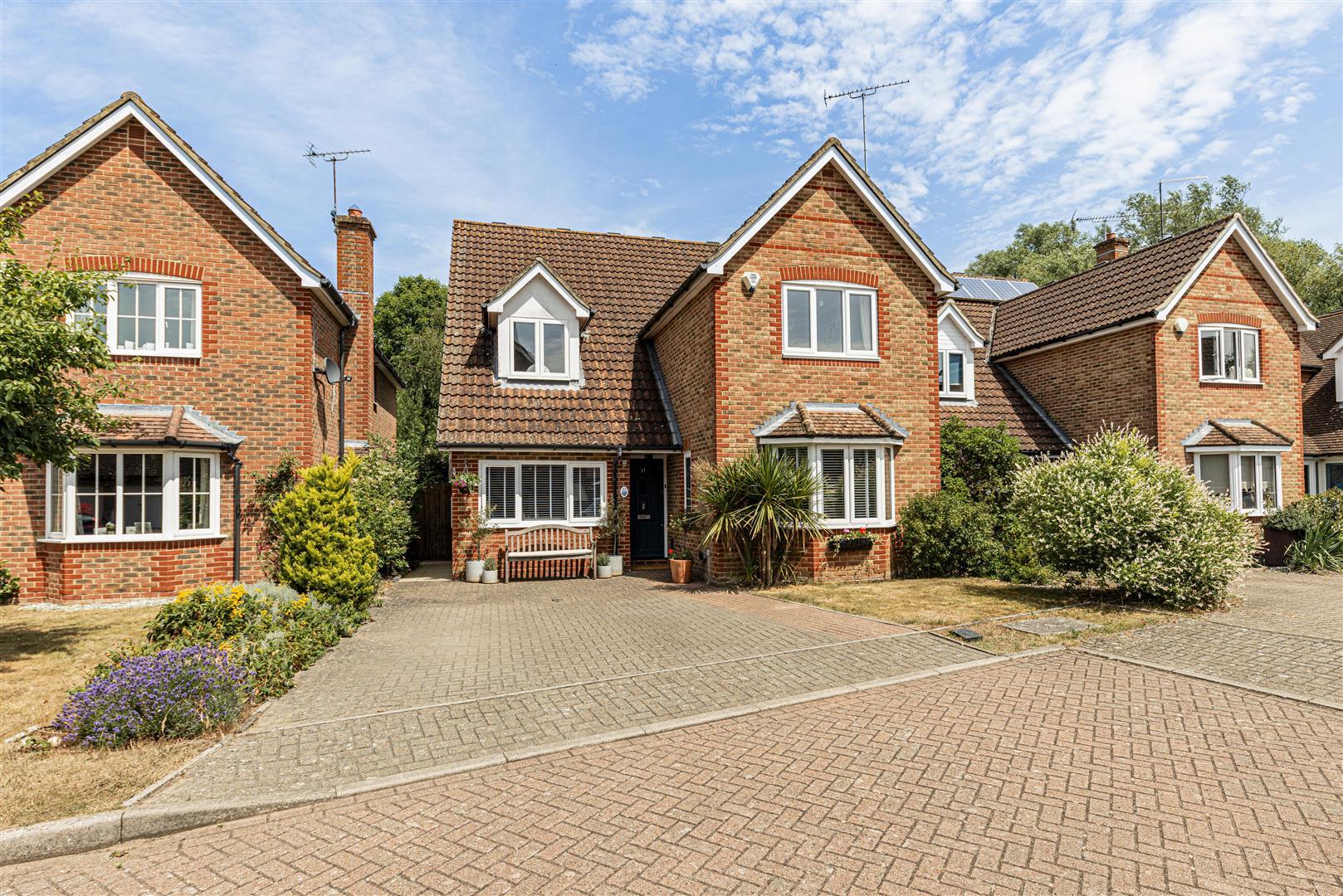 Detached House Main Photo