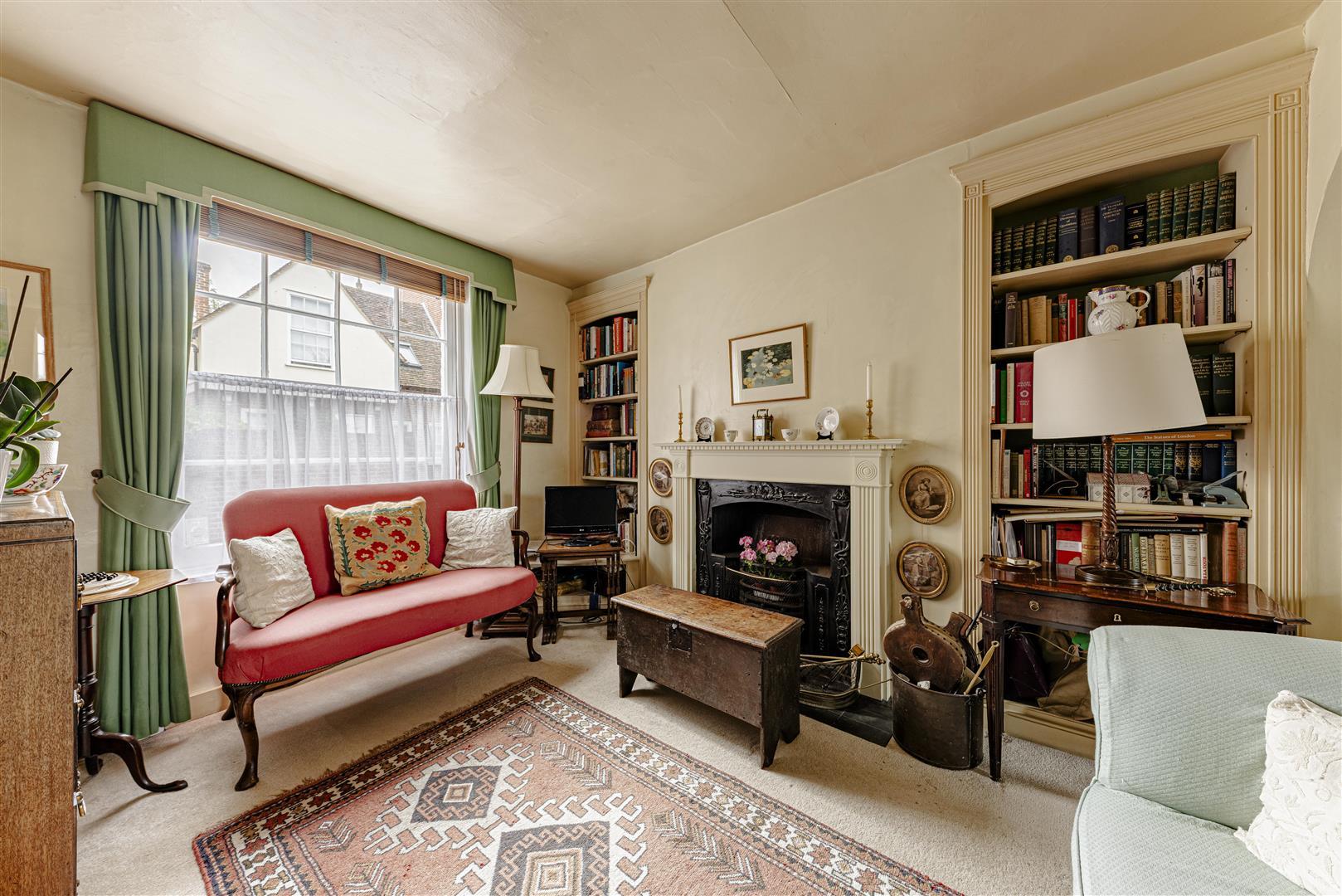 End Terraced Photo 1