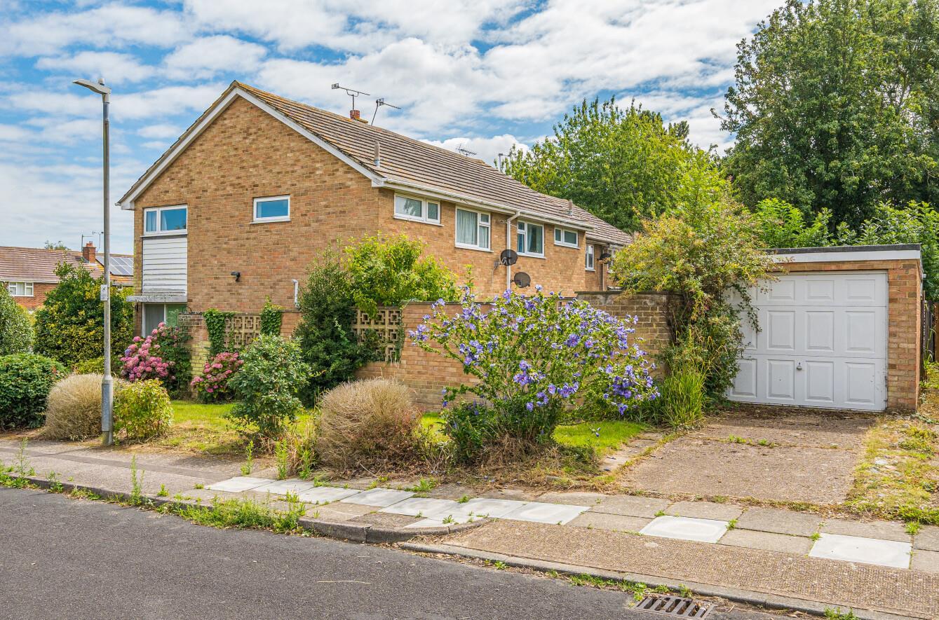 End Terraced Photo 1