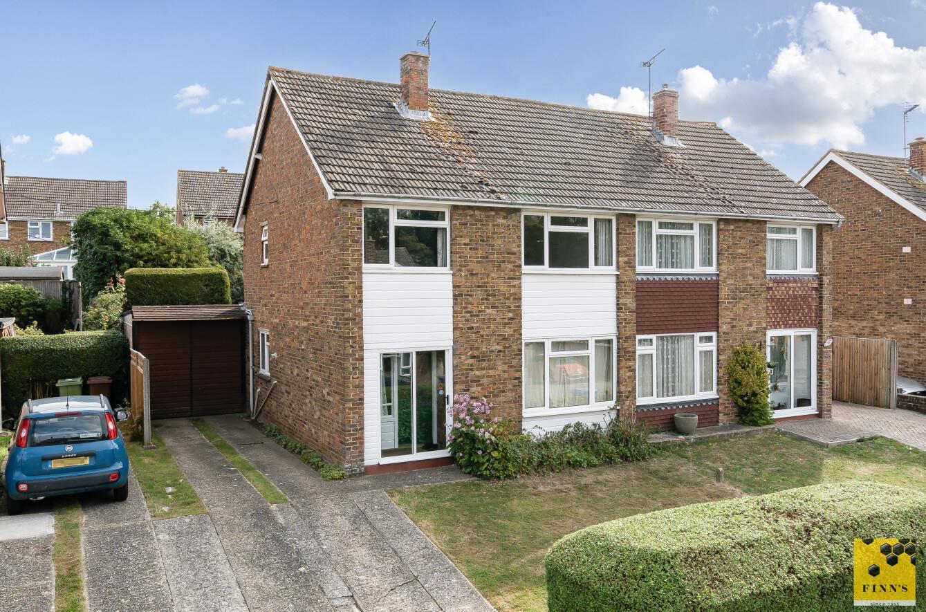 Semi-Detached House Main Photo
