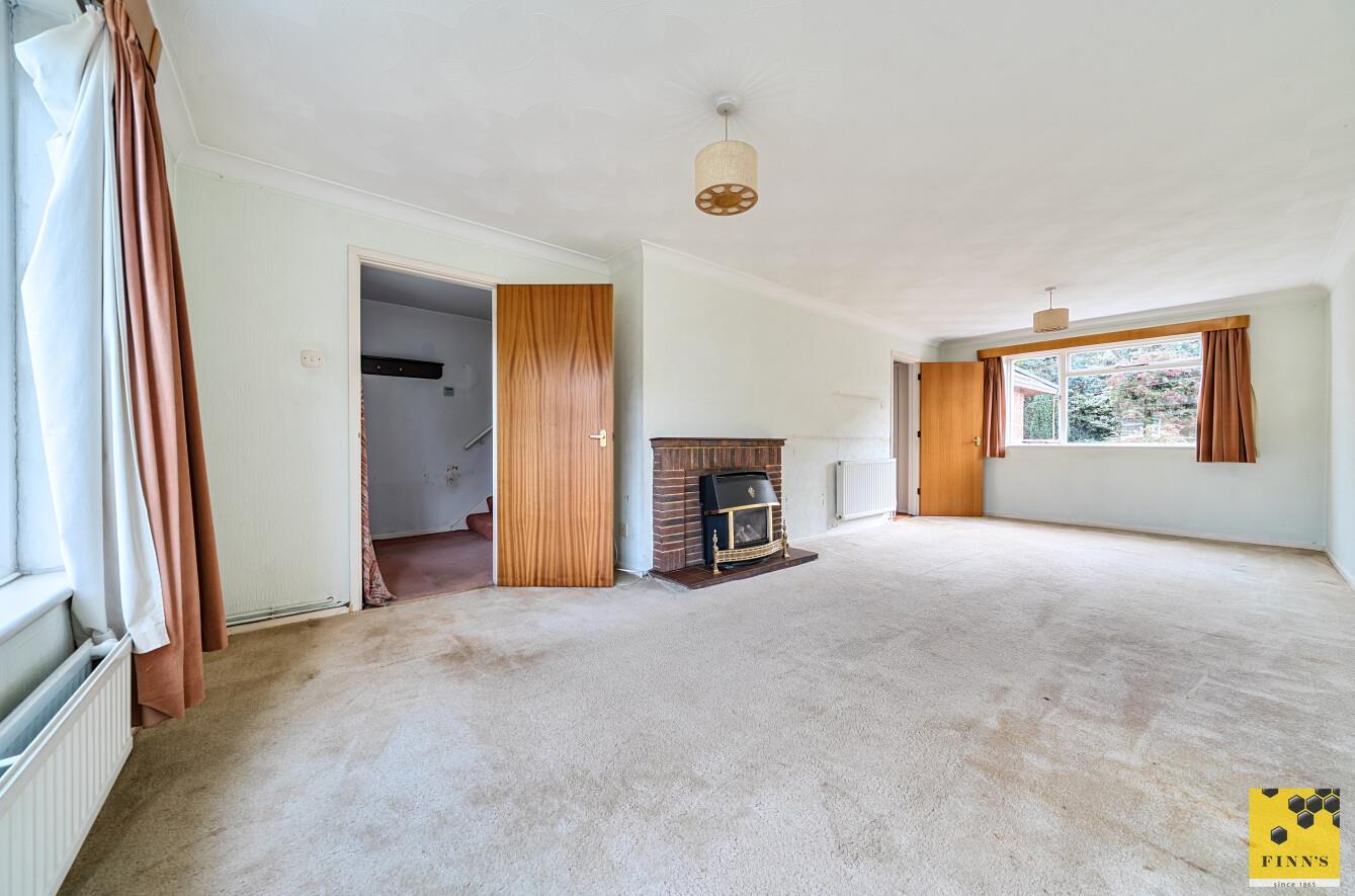 Semi-Detached House Photo 1