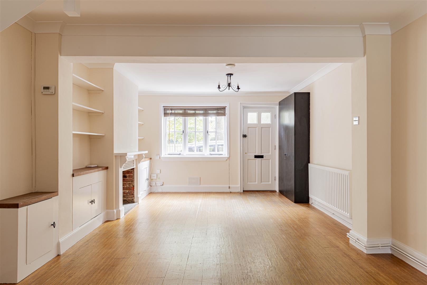 Terraced House Photo 3