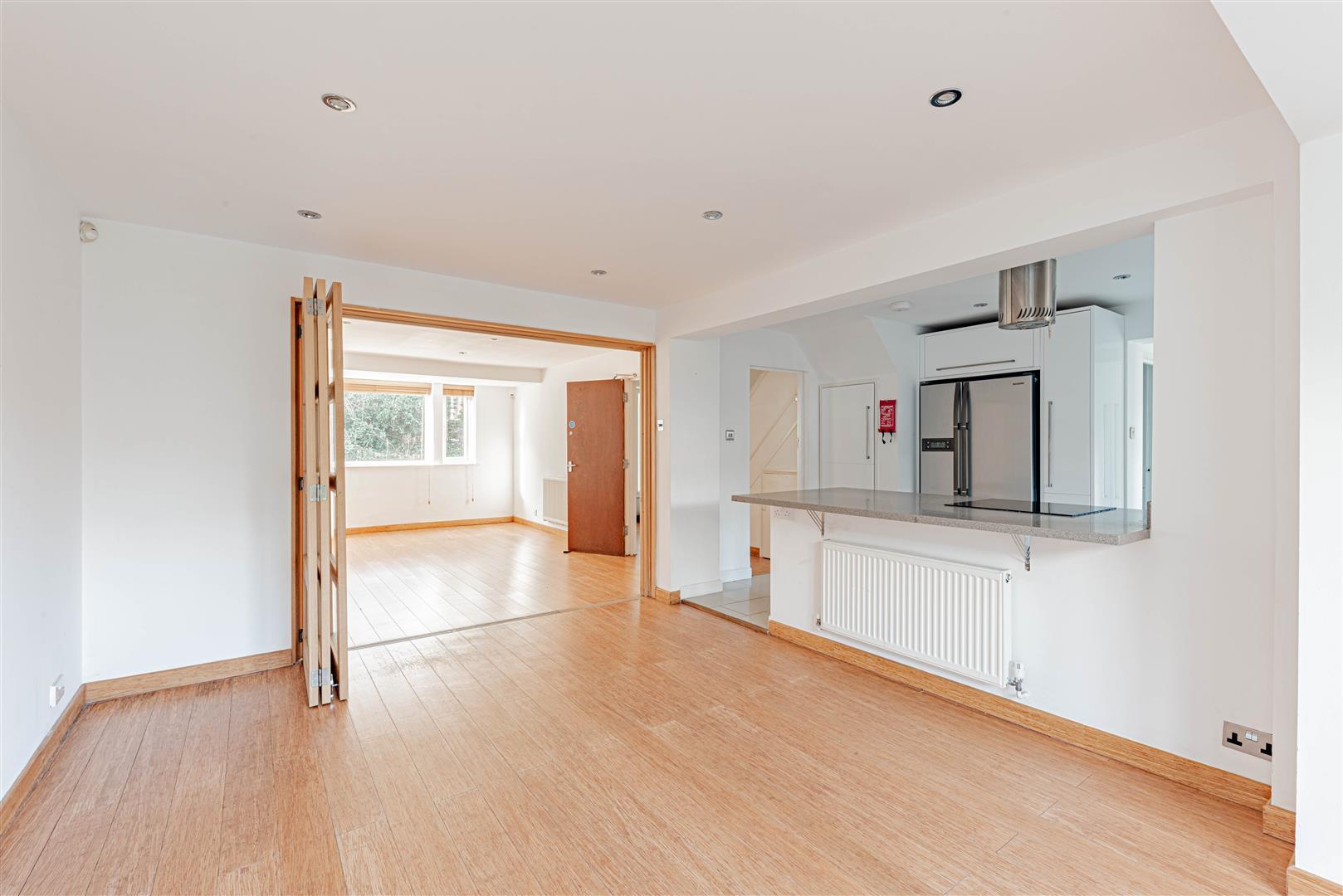 Detached House Photo 3