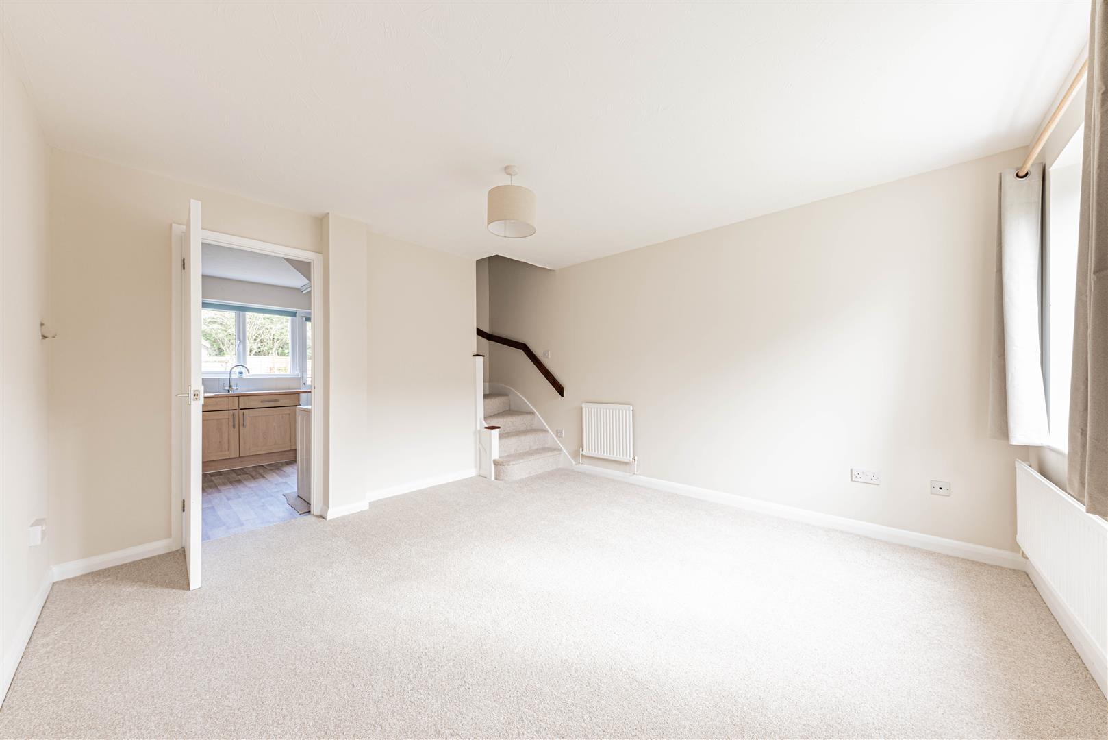 Terraced House Photo 2