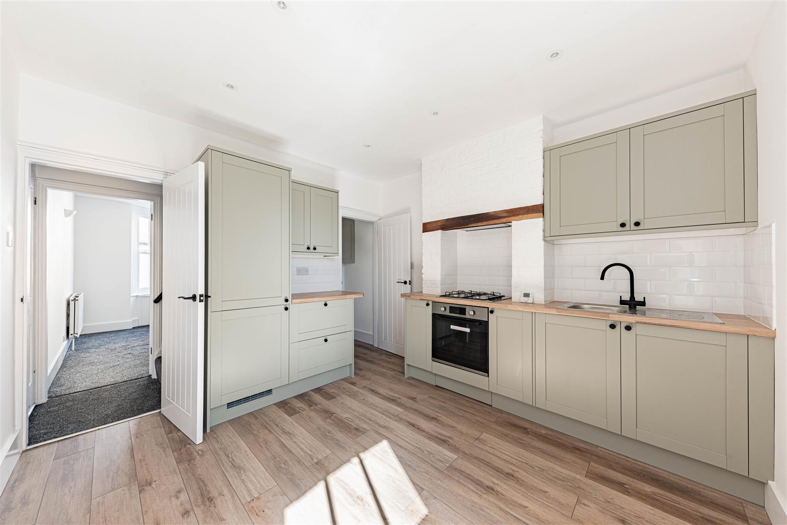 Terraced House Photo 1