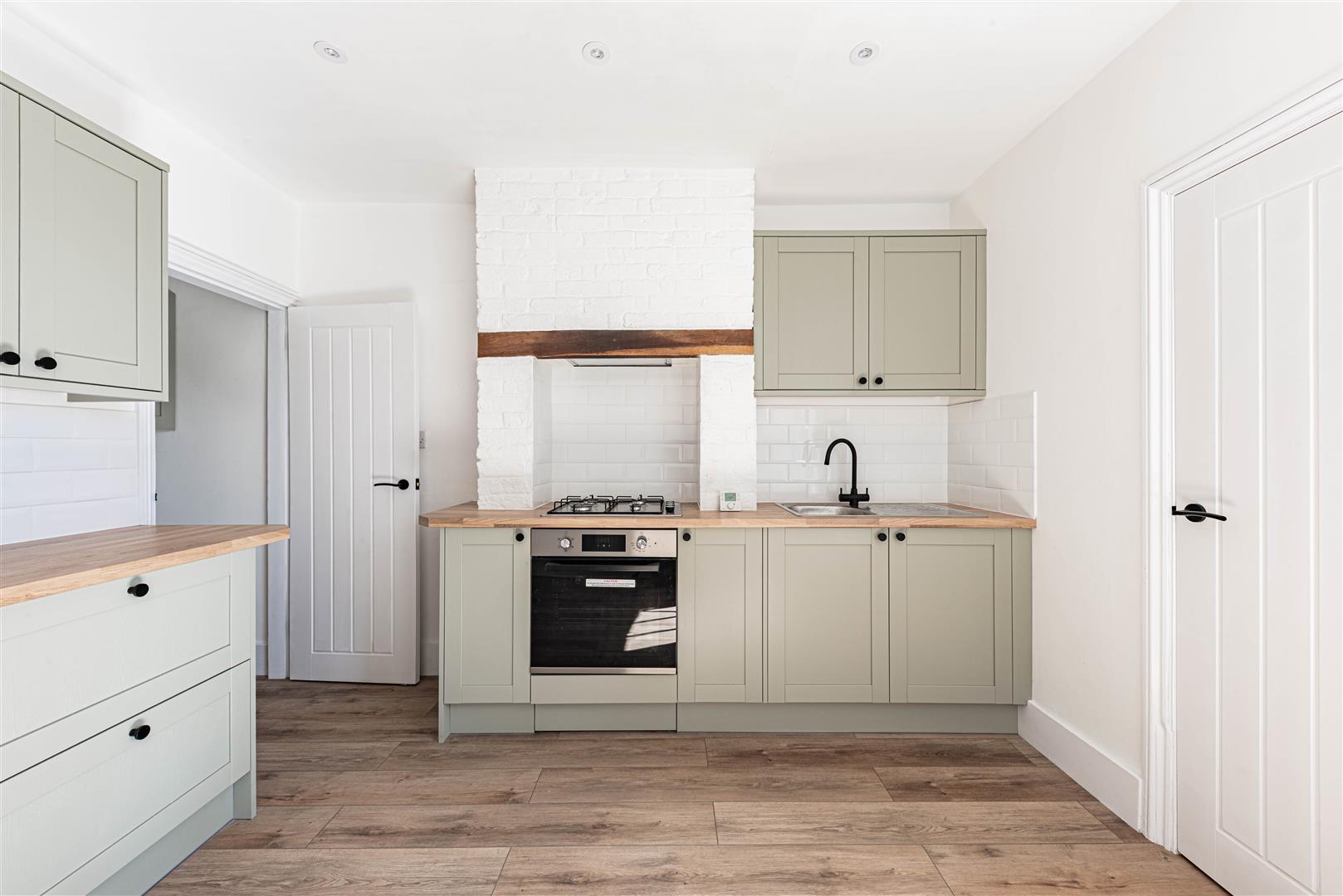 Terraced House Photo 3