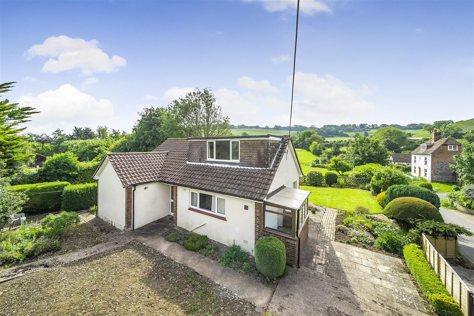 Detached Bungalow Main Photo