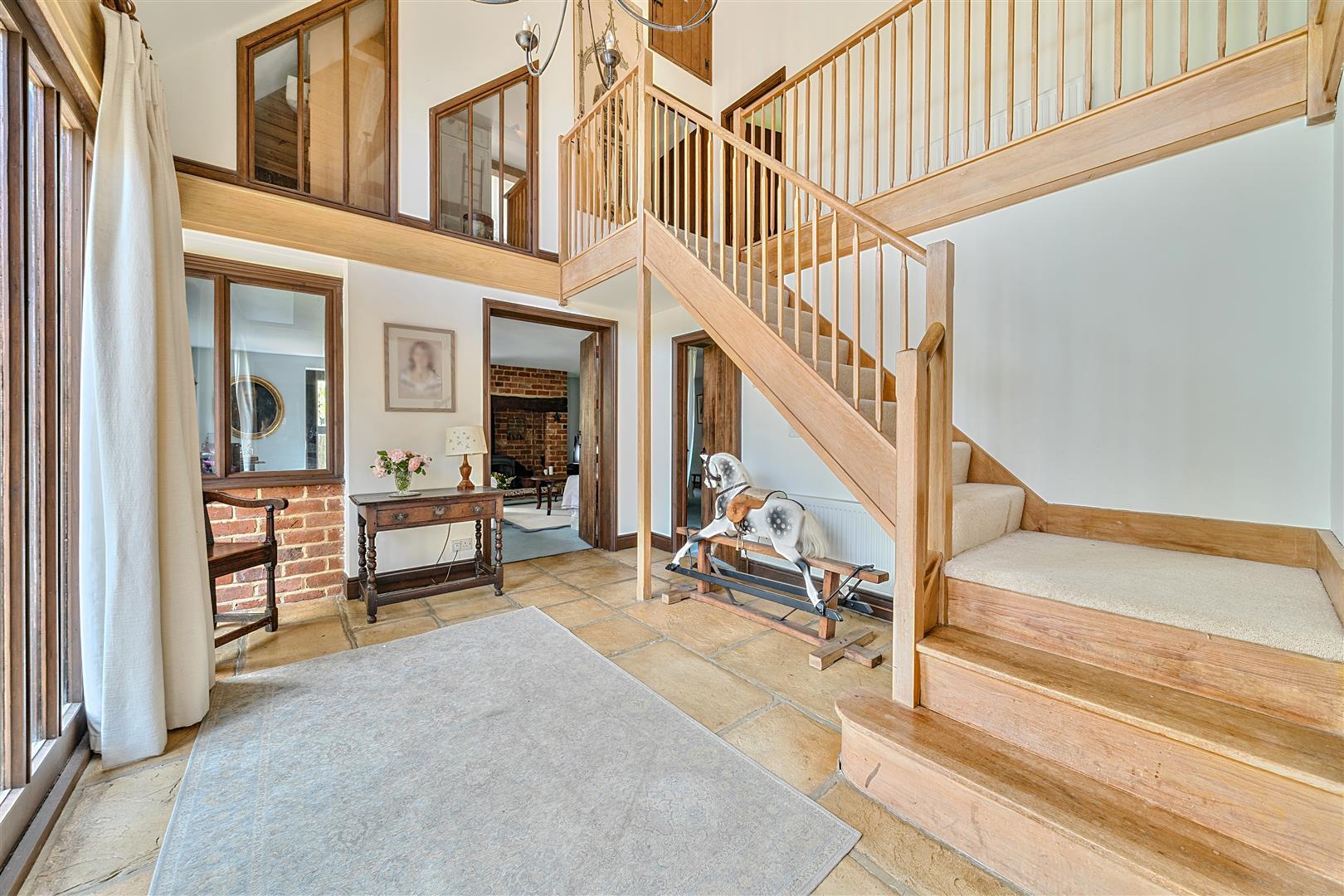 Detached House Photo 3