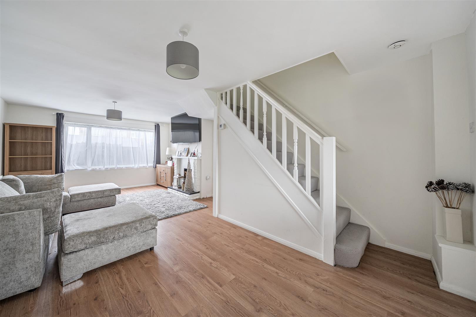 Terraced House Photo 2