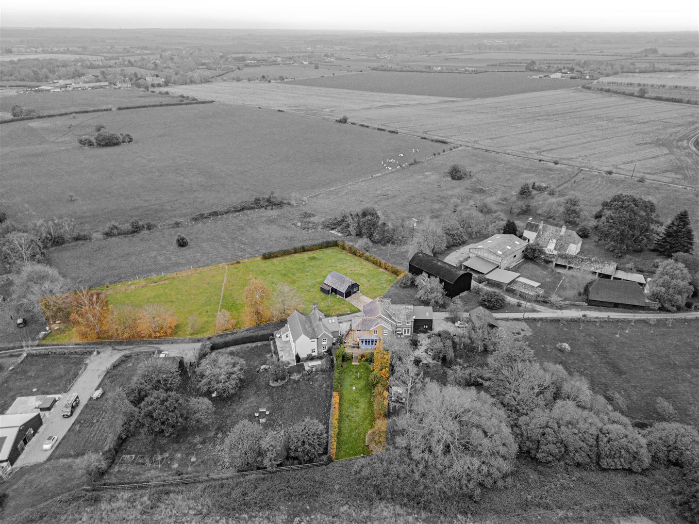 Semi-Detached House Main Photo