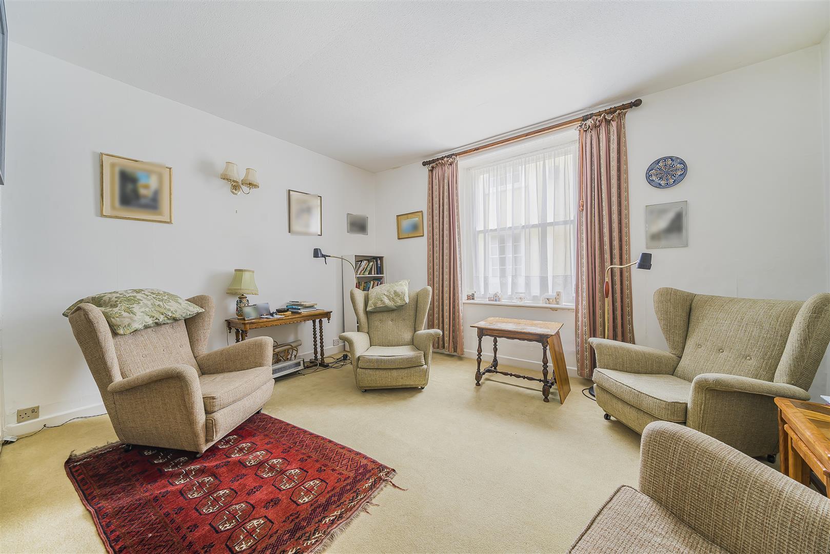 Terraced House Photo 3