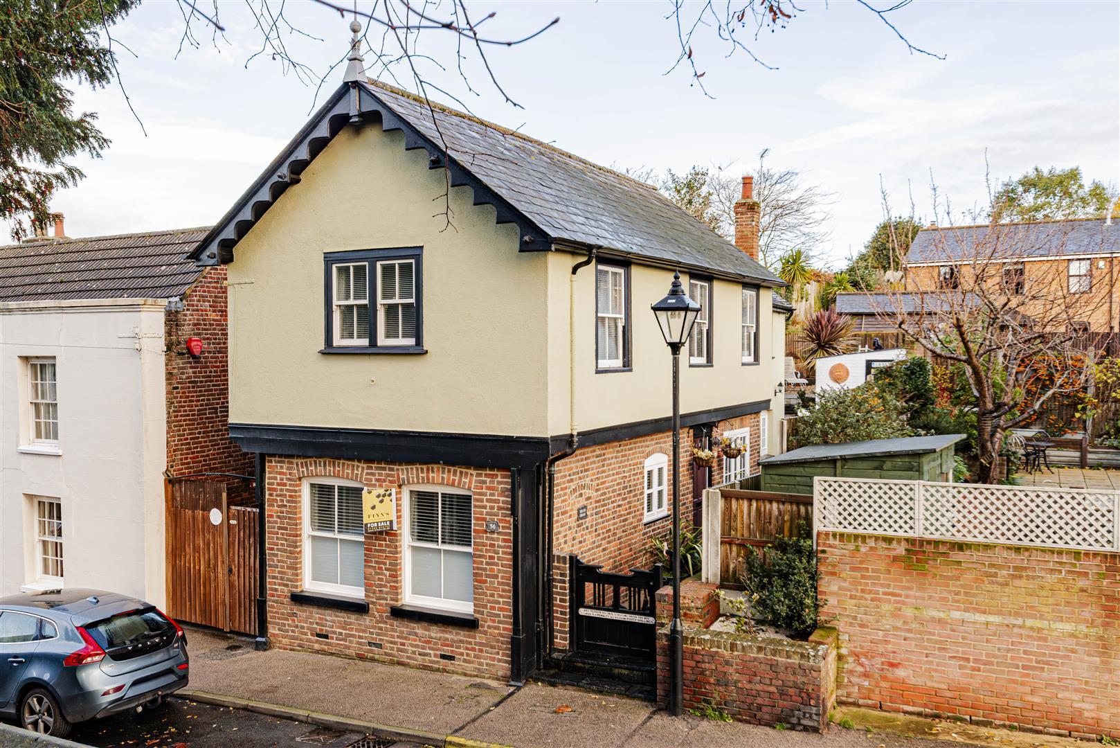 Detached House Photo 1