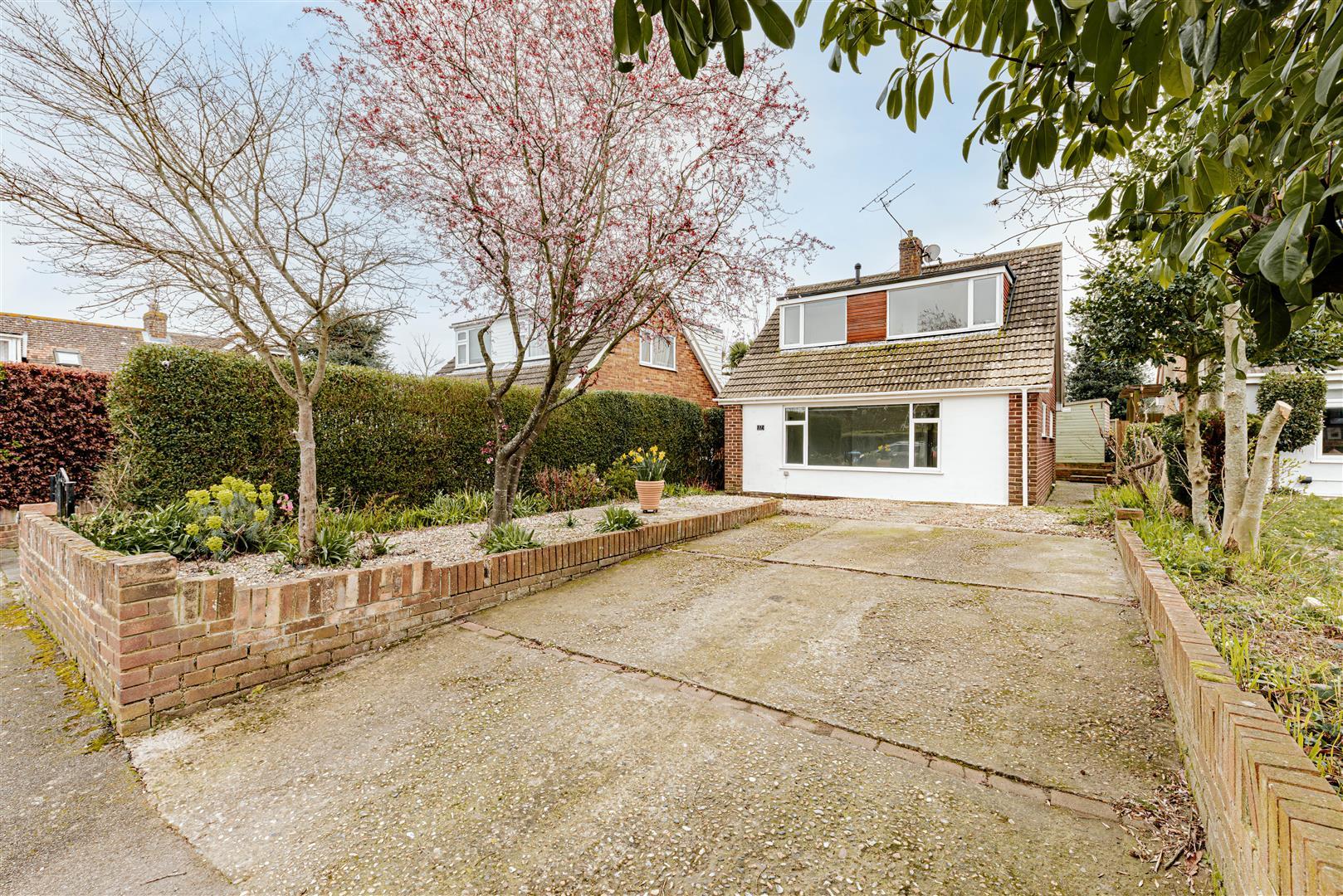 Detached House Main Photo