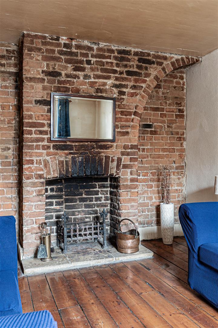 Terraced House Photo 3