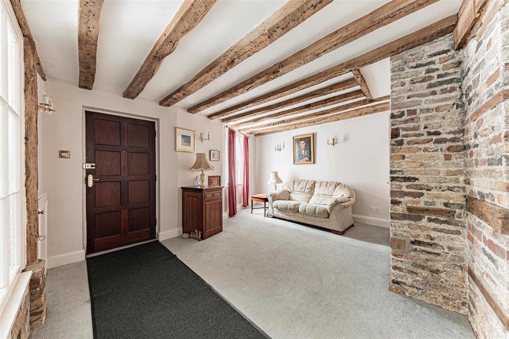 Terraced House Photo 2