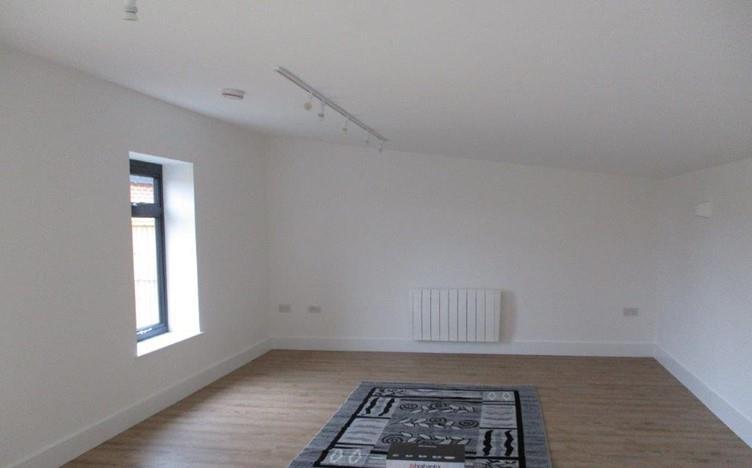 House Photo 3