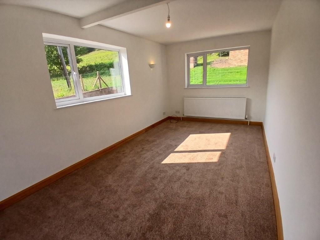 Detached Bungalow Photo 1