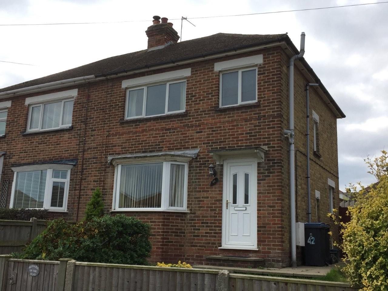 Semi-Detached House Main Photo