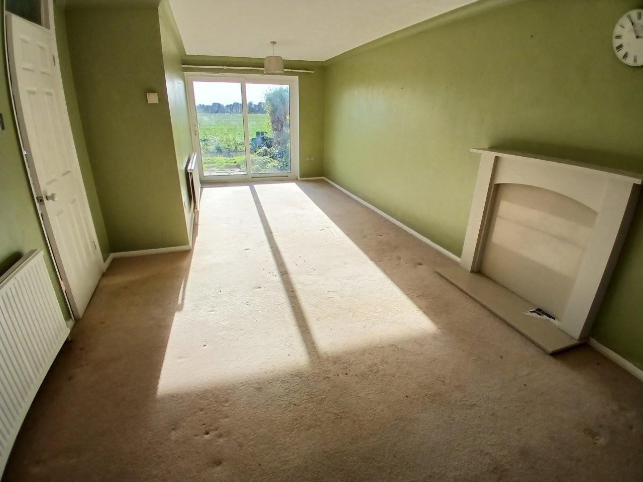 Terraced House Photo 2