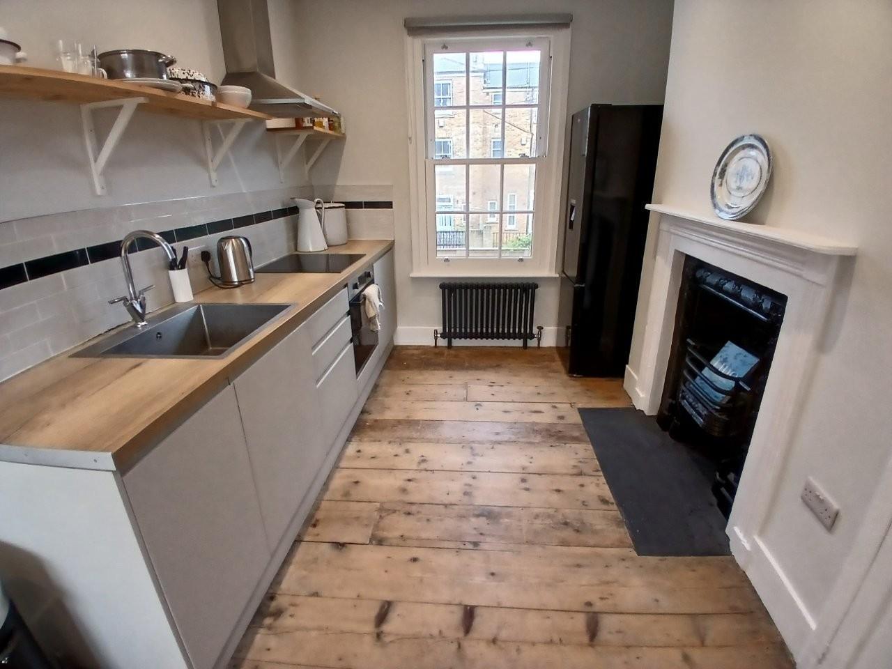 Terraced House Photo 3