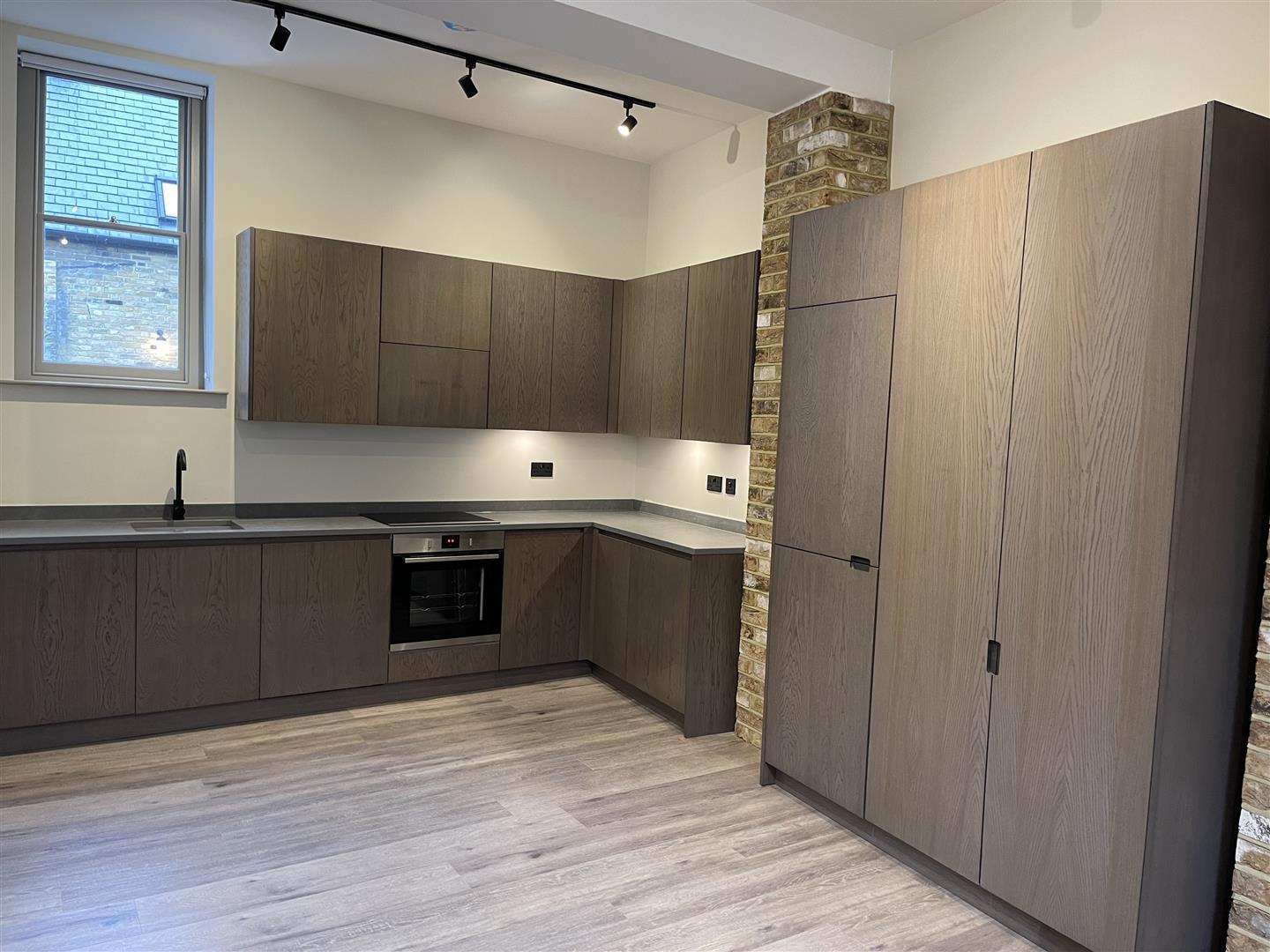 House Photo 1
